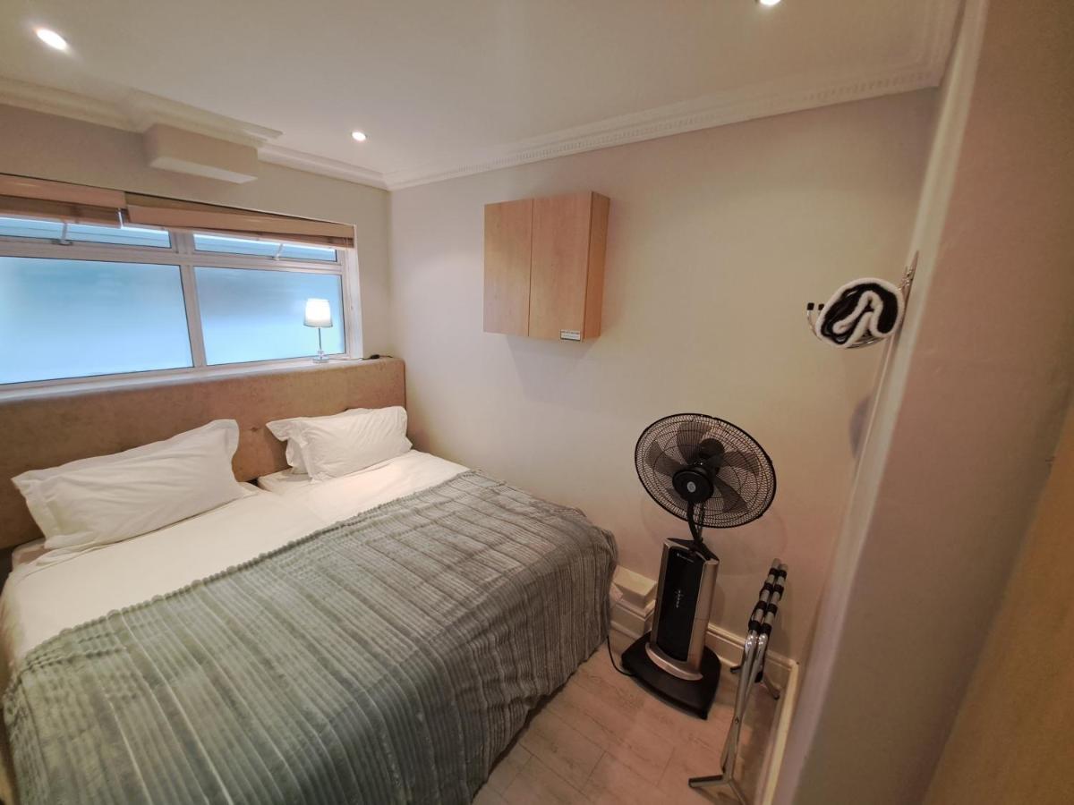 3 Bedroom Sea Facing Family Apartment Cape Town Moullie Point Eksteriør bilde
