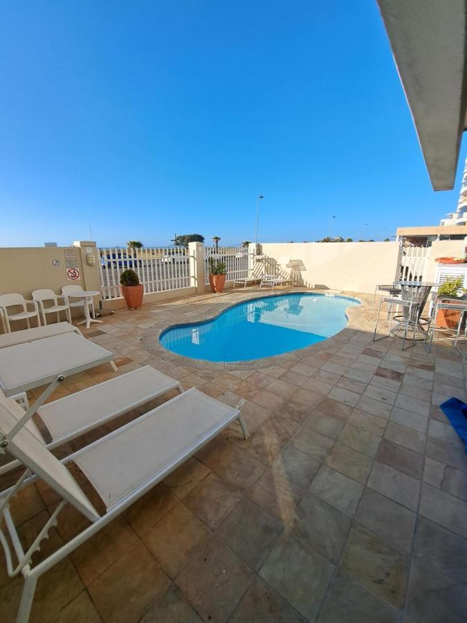 3 Bedroom Sea Facing Family Apartment Cape Town Moullie Point Eksteriør bilde