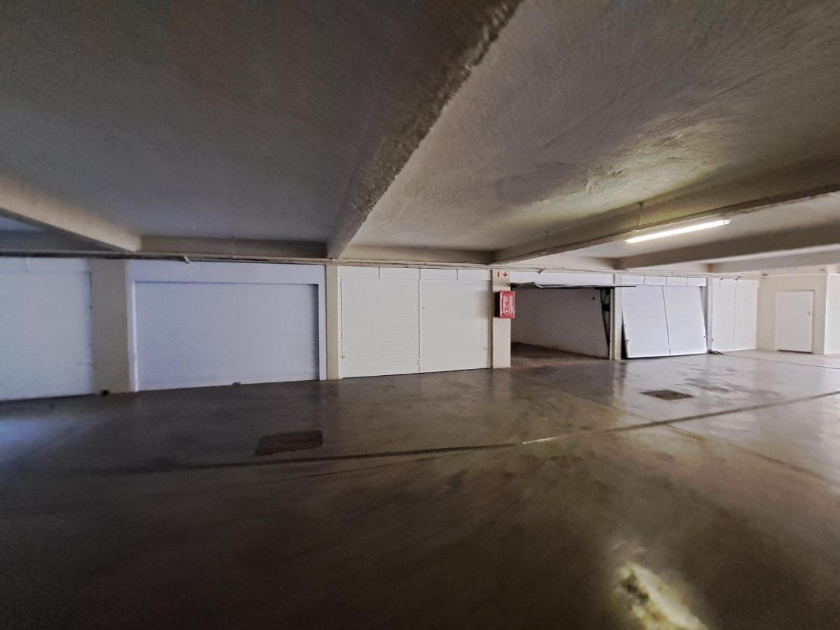 3 Bedroom Sea Facing Family Apartment Cape Town Moullie Point Eksteriør bilde