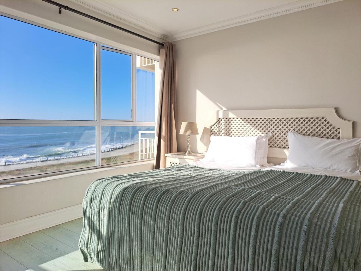 3 Bedroom Sea Facing Family Apartment Cape Town Moullie Point Eksteriør bilde