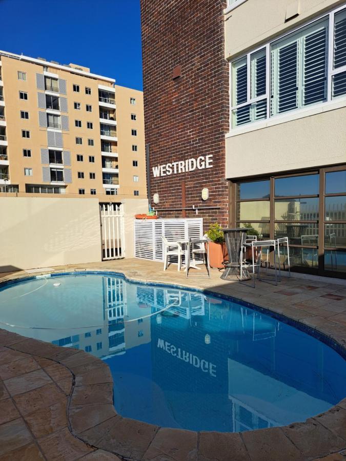 3 Bedroom Sea Facing Family Apartment Cape Town Moullie Point Eksteriør bilde